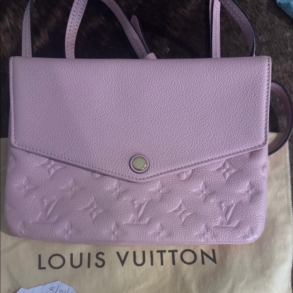Louis Vuitton empreinte rose ballerine